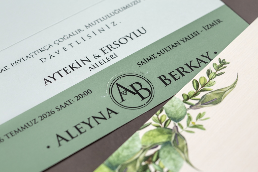 i7048 - Moonlit Memories