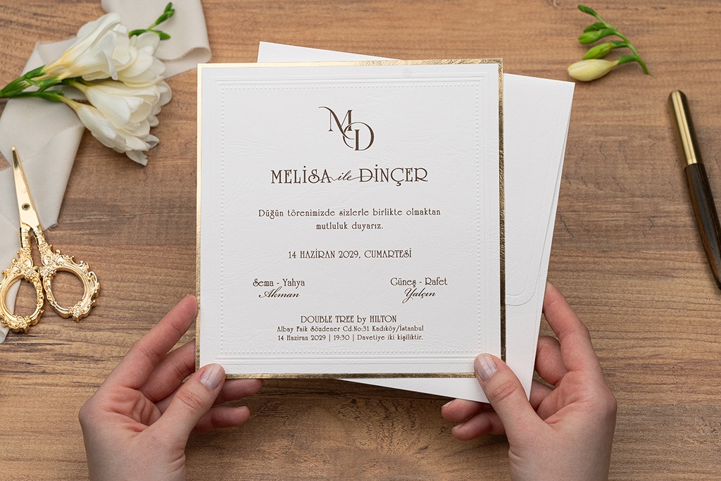 5117 - Champagne Dream